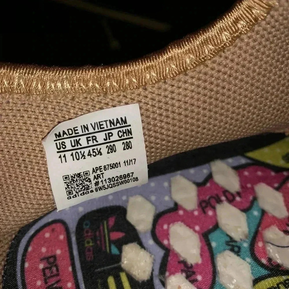 Adidas Pharrell Williams Human Race 
“Repira - Picture 6 of 11